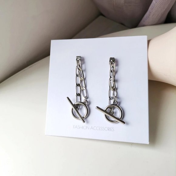 *925 Sterling Silver Link Chain Circle Bar Earring - Picture 4 of 8